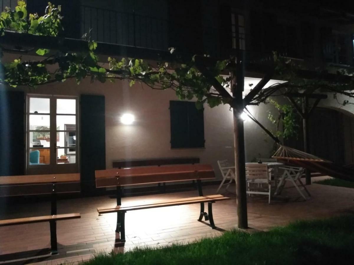 America Nei Boschi B&B Bra Exterior photo